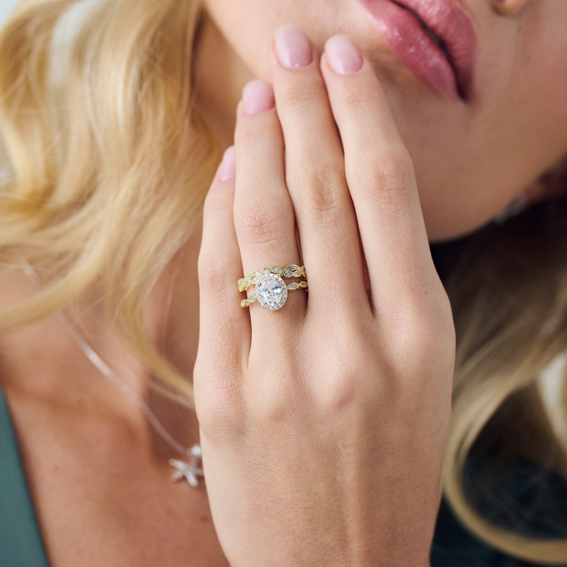 The Faithful Glow Ring – Gold - AnaClair