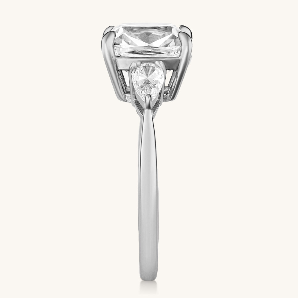 The Venus Ring - AnaClair