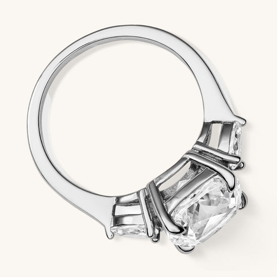 The Venus Ring - AnaClair