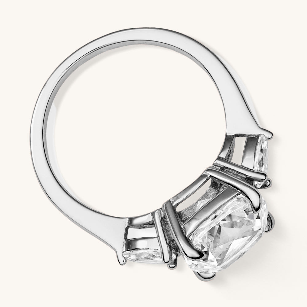 The Venus Ring - AnaClair