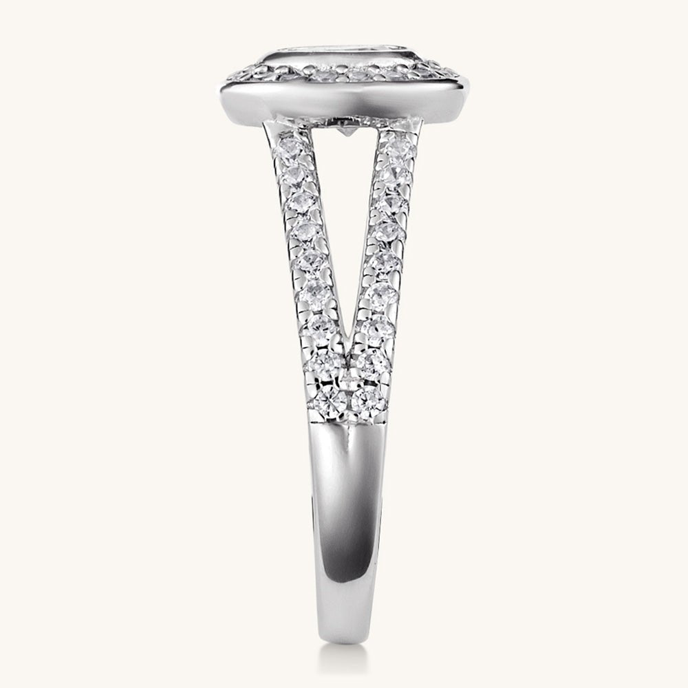 The Crescent Ring - AnaClair