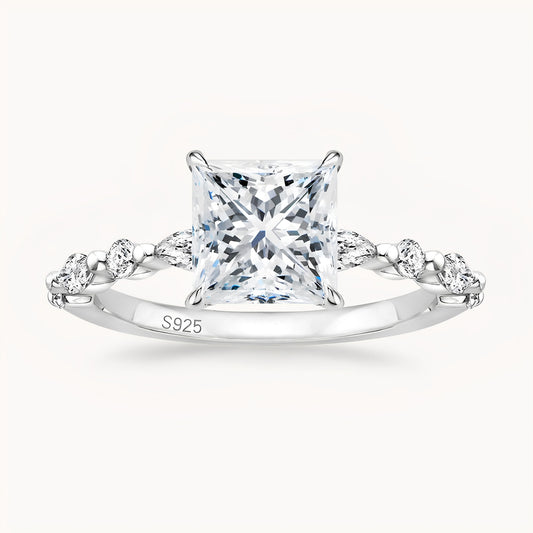 The Amour Ring - White Gold