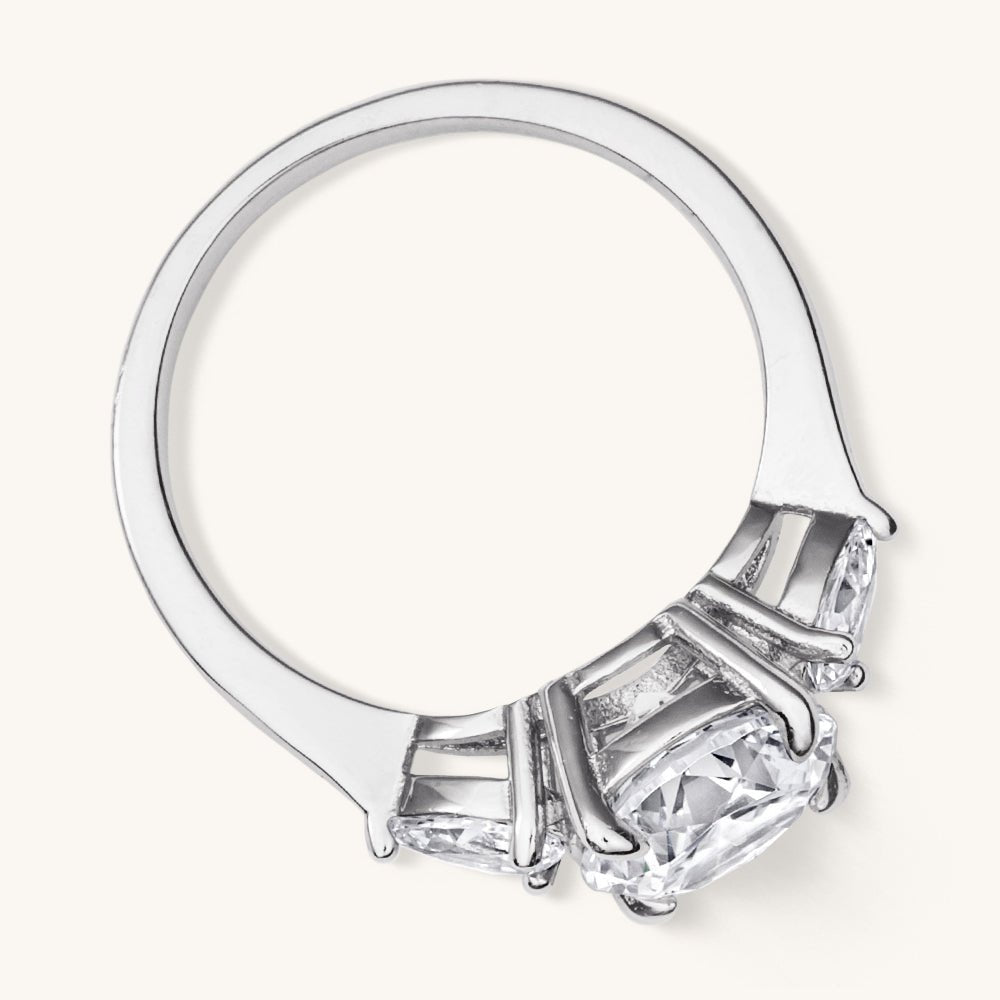 The Esmeralda Ring - AnaClair
